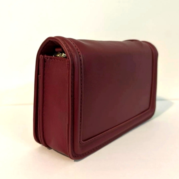 Badgley Mischka red wine pleated Crossbody purse NWT - Picture 2 of 13